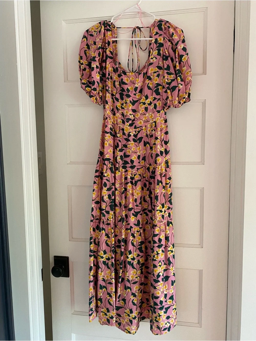 Moon River Pink Floral Maxi Dress with Puff Sleeves